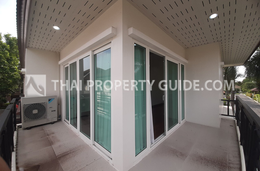 House with Shared Pool in Sukhumvit 